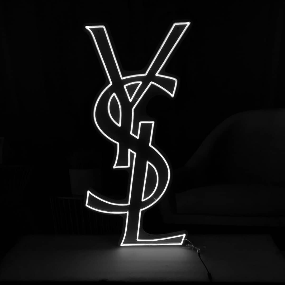 Yves Saint Laurent (YSL)